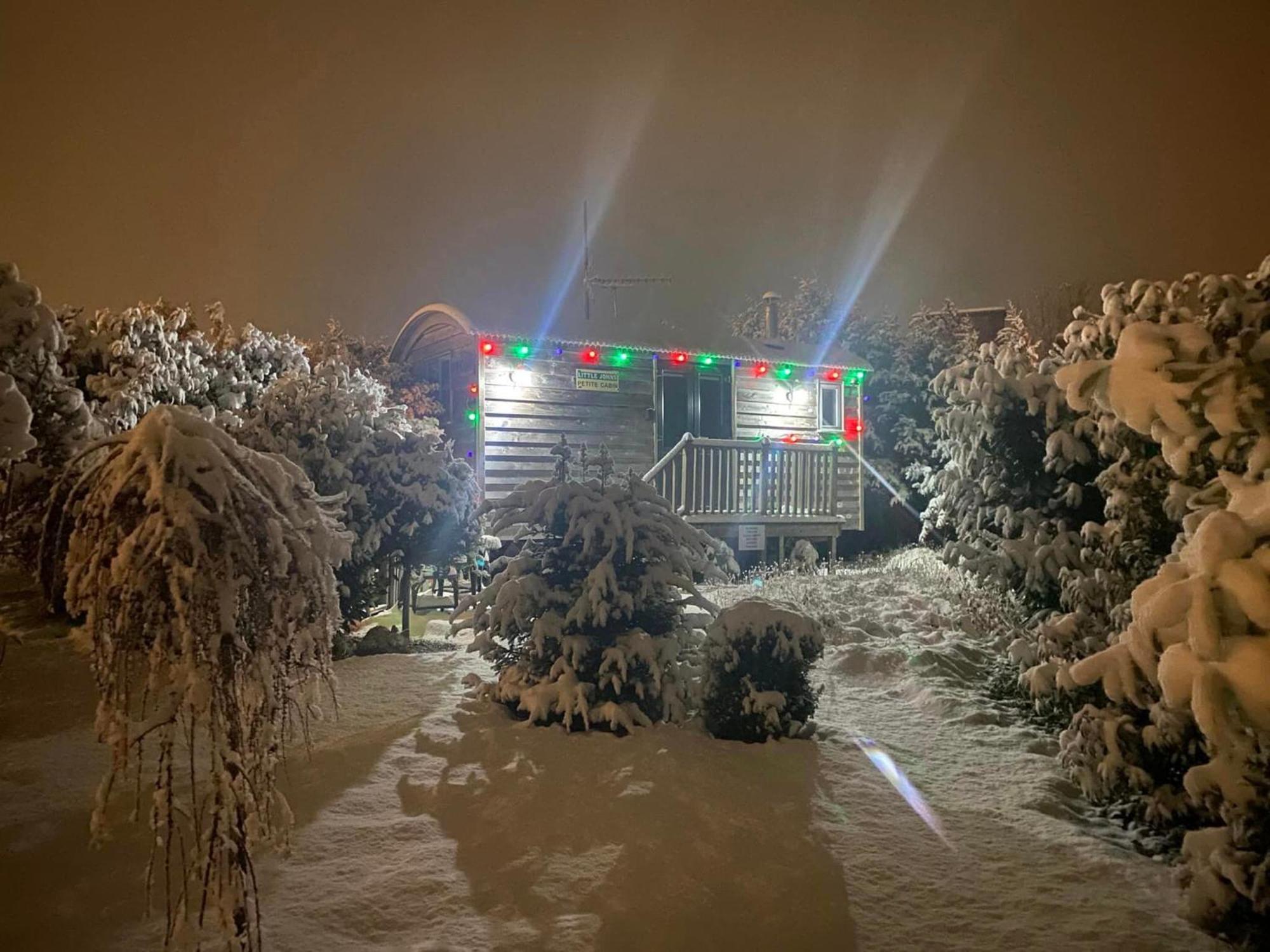 The Little John Petite Cosy Log Cabin - Sleeps 2, Great For Romantic Breaks, Couples, Single Guests, Near Sherwood Forest At Fairview Farm, Nottingham Set In 88 Acres Blidworth 外观 照片